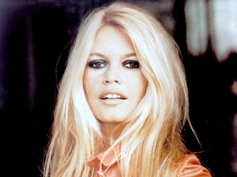 Assim é como o ícone dos anos 50 e 60, Brigitte Bardot, se parece agora!
